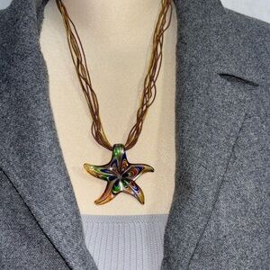 Art glass star pendant necklace